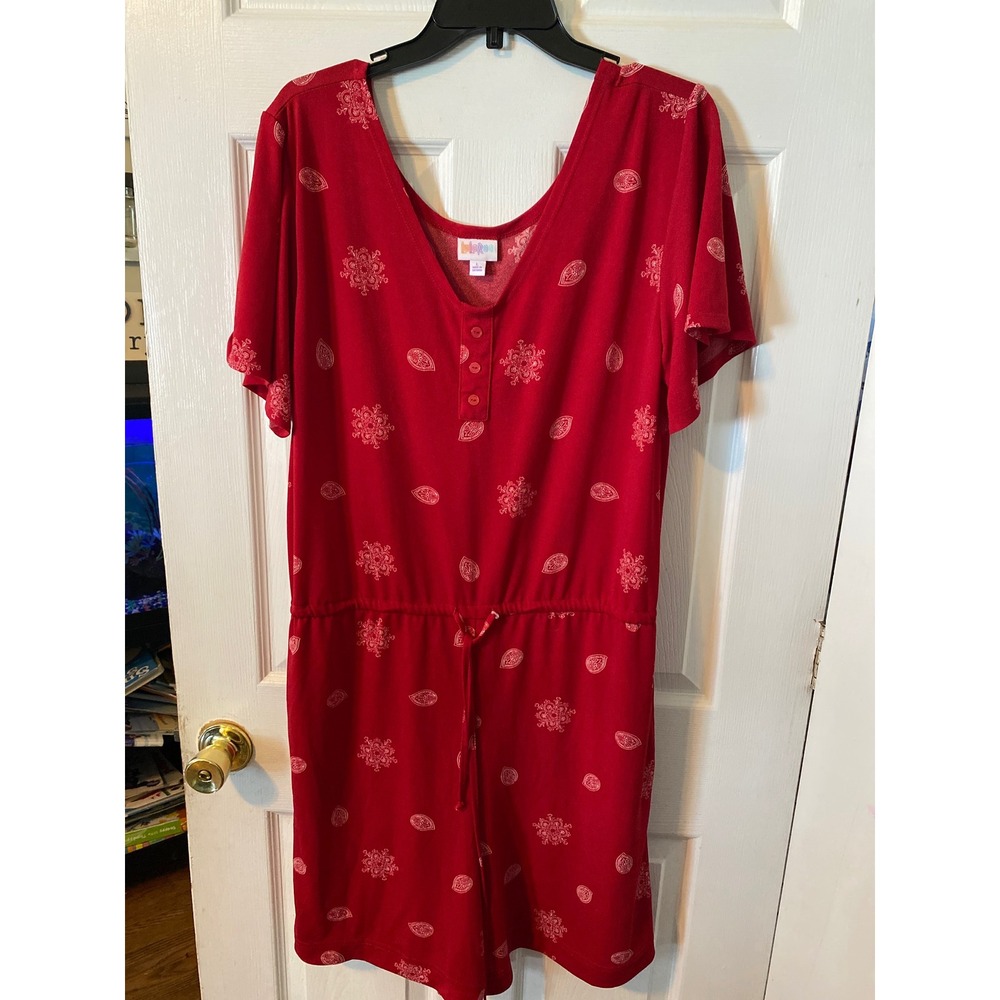 LuLaRoe Red Paisley Medallion‎ Print Henley Romper Womens Large Short Sleeve